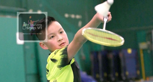 TOP 7 Vợt cầu lông trẻ em siêu tốt, bền đẹp, giá rẻ hiện nay